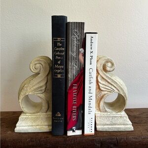 Vintage miscellaneous decor - could be used as bookends or wall decor